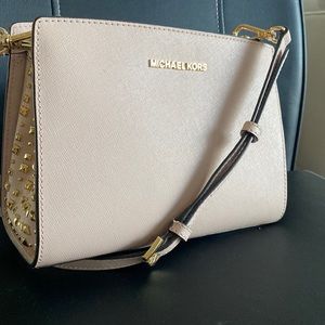 Michael Kors crossbody bag